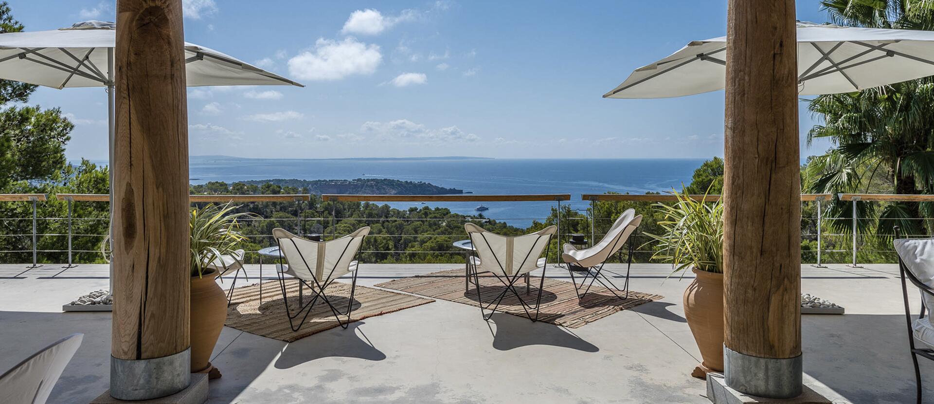 Villa de vacaciones en Ibiza con vistas al mar