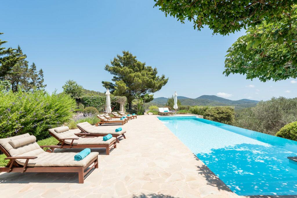 Alquilar una villa de lujo en Ibiza
