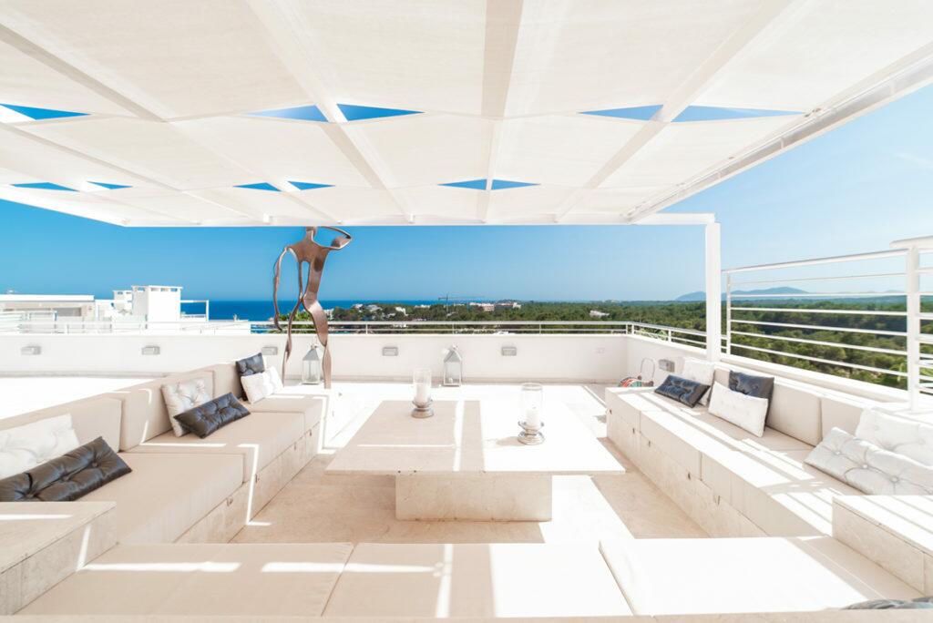 Top 5 de propiedades exclusivas en venta en 2022: Atico Design Cala Llenya