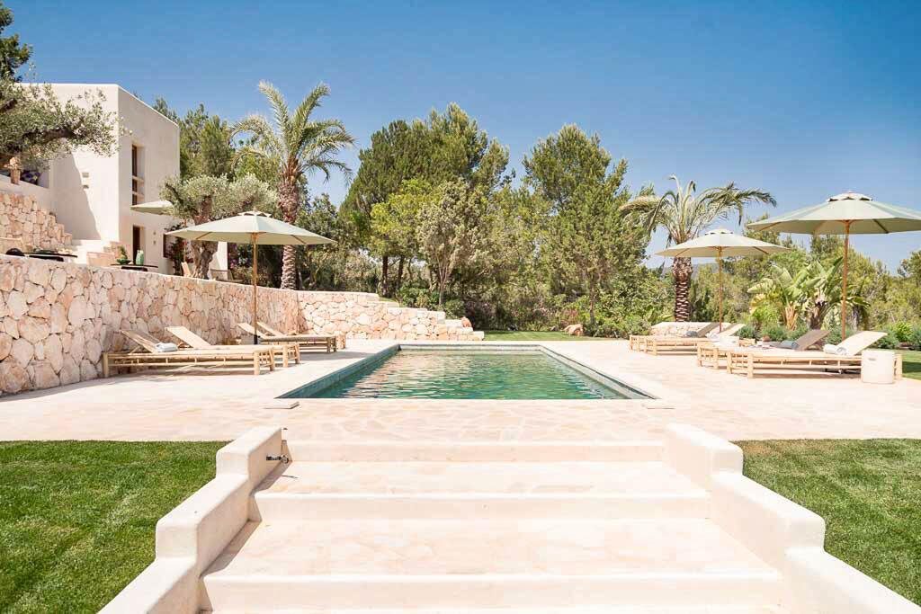 Venta de propiedades en Ibiza y evaluación de viviendas