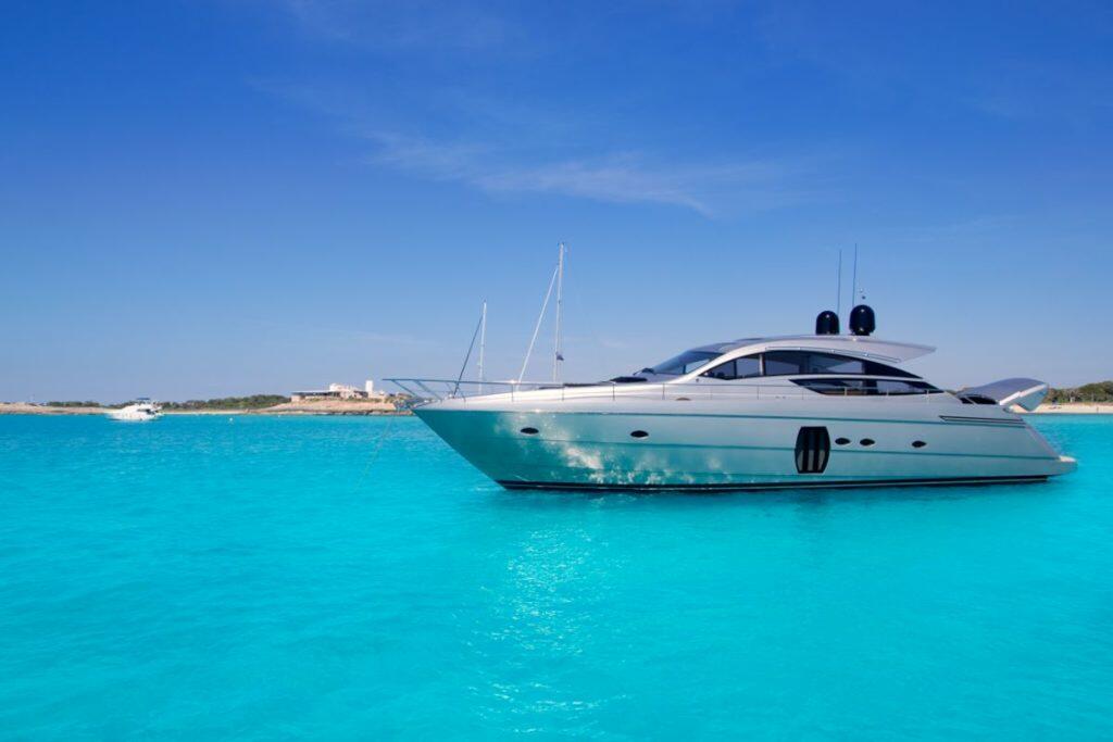Yate Formentera Ibiza con Prestige Properties