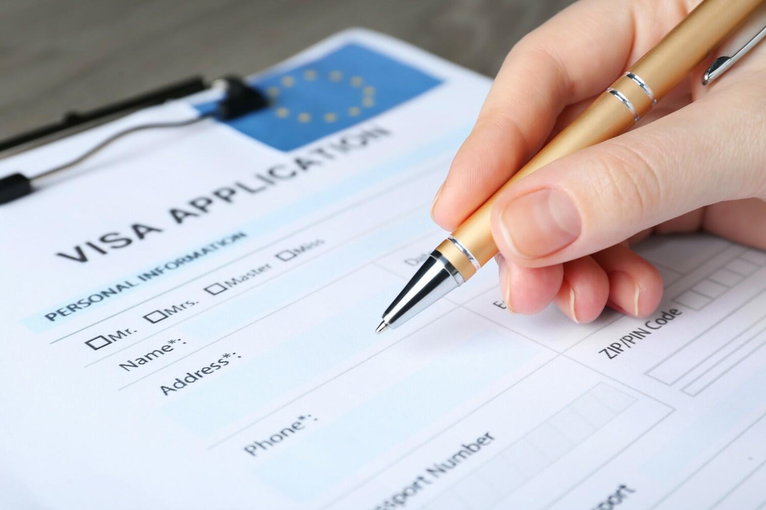 Golden Visa española e inversión inmobiliaria 2026: residencia en Ibiza, de forma sencilla