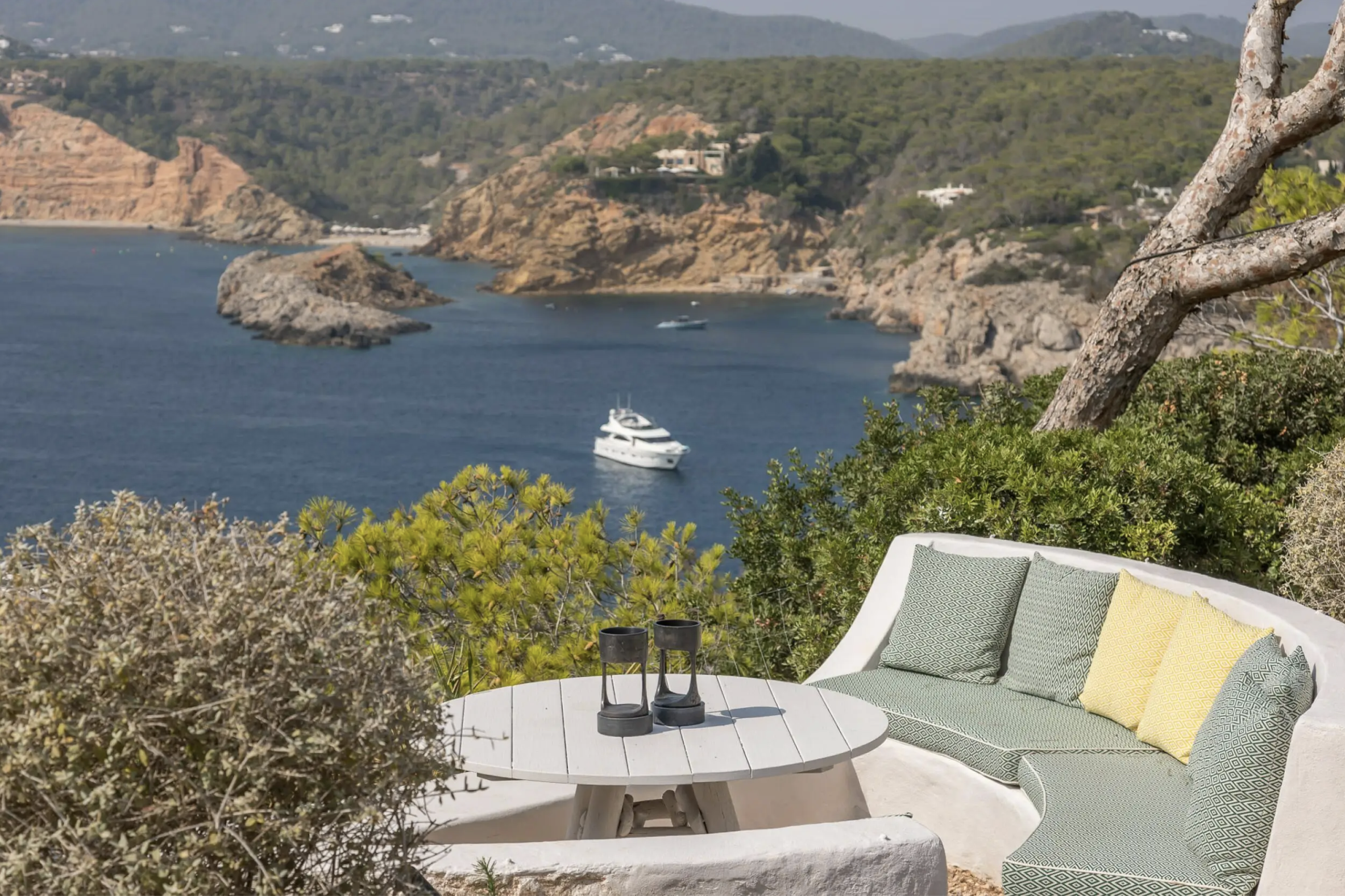 VILLA MEDITERRANEAN BLISS - Prestige Properties - Alquiler de villas en Ibiza