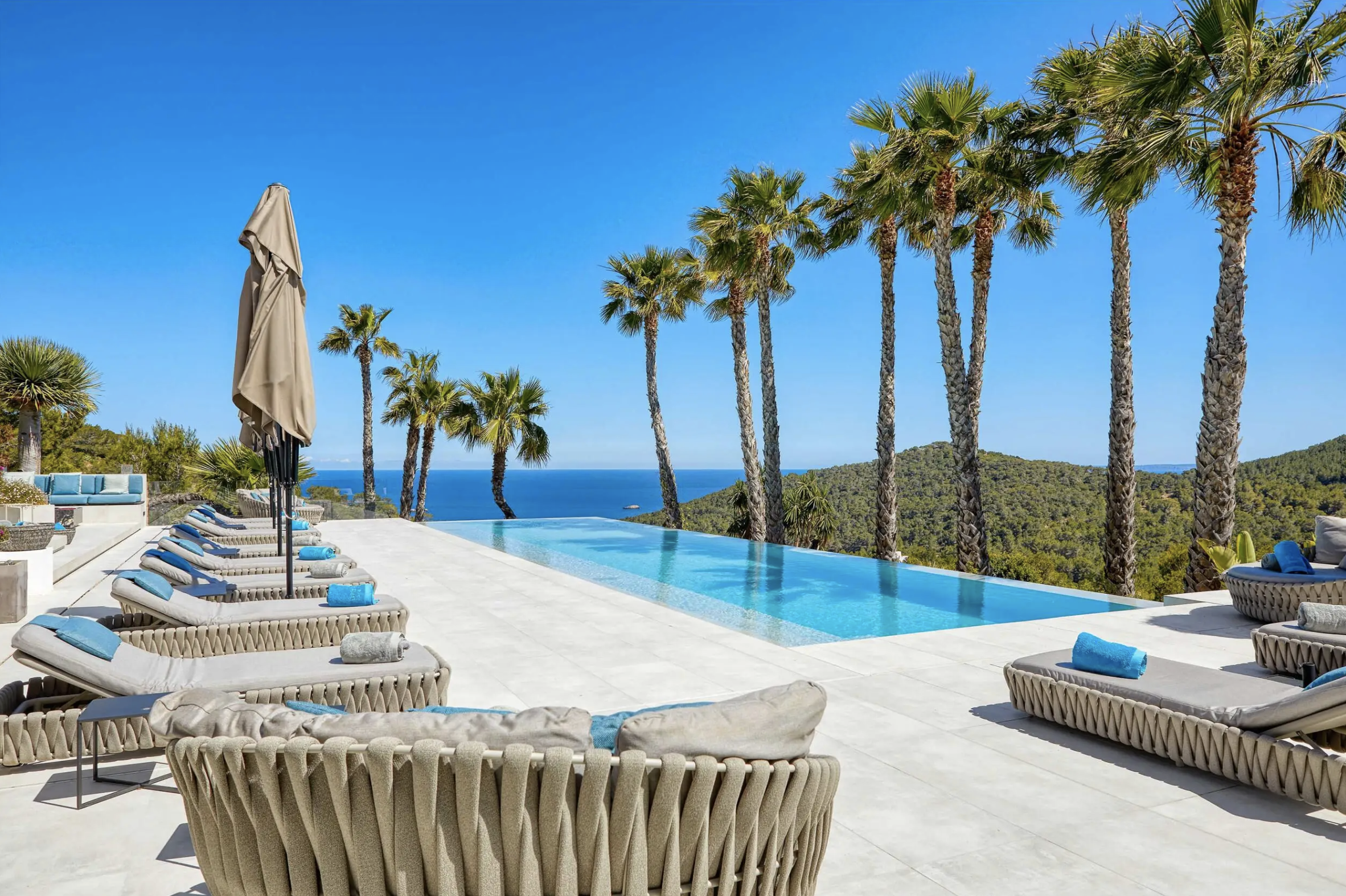 WAVE - Villa de lujo extraordinaria con impresionantes vistas al mar