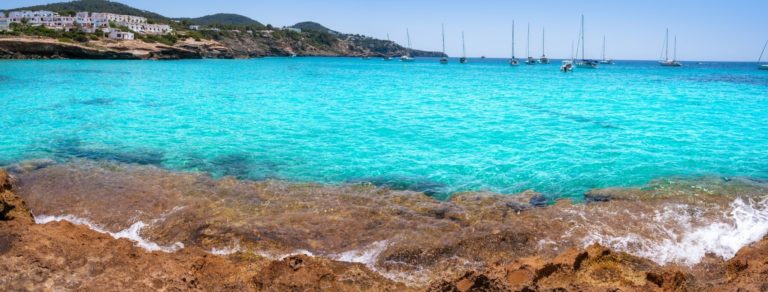 Viviendo en Ibiza: La vida en Cala Tarida
