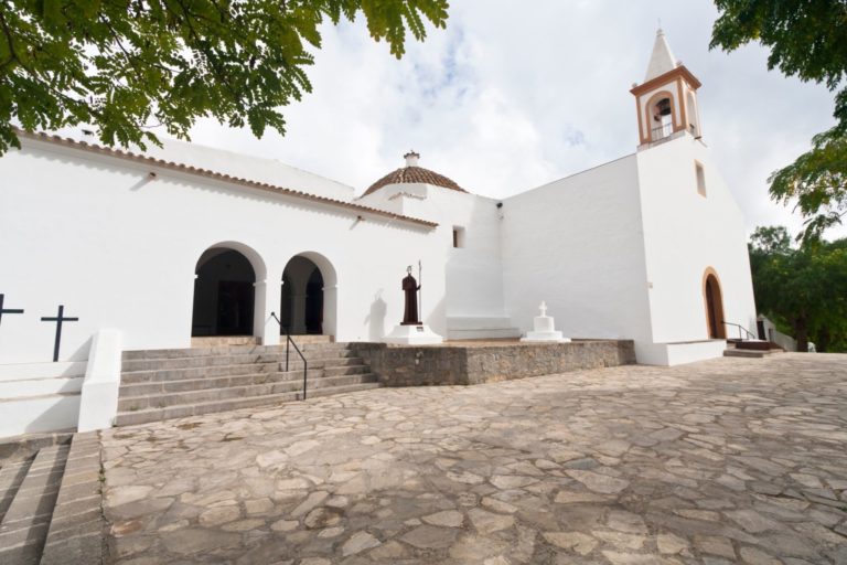 Vivir en Ibiza: La vida en Sant Joan De Labritja (San Juan Bautista)
