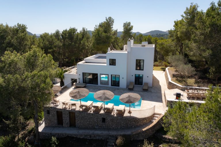 ¿Sueña con una Navidad diferente? Pase un tiempo mágico en Ibiza