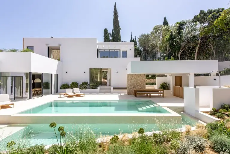 Evaluación profesional de propiedades en Ibiza: Lo que necesitas saber antes de vender
